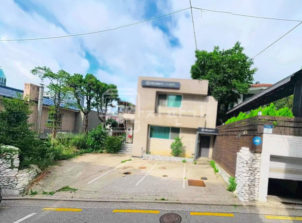 서울 강남구 역삼동 역삼역 5분, 지상2층~지하1층 단독건물 통임대 월세 매물번호 27885 사진 1