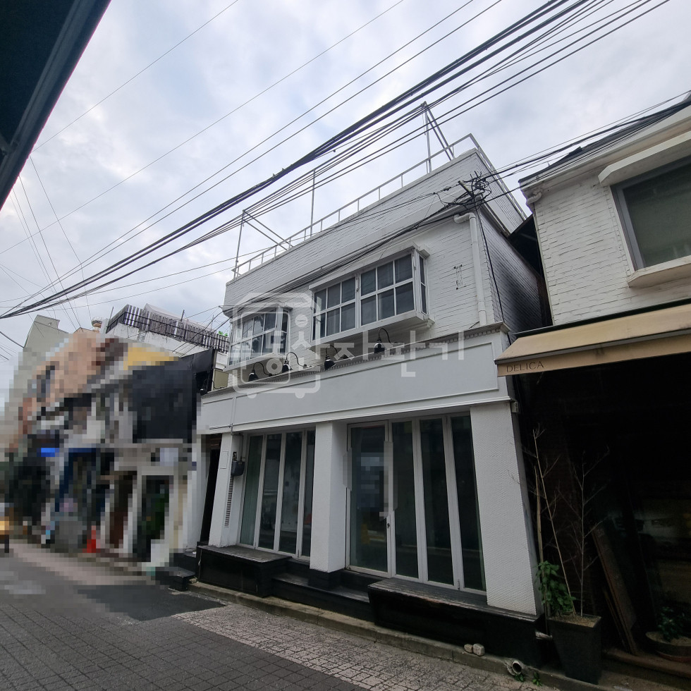 서울 용산구 이태원동 녹사평역 6분, 지상2층~지하1층 통임대 월세 매물번호 27936 사진 1