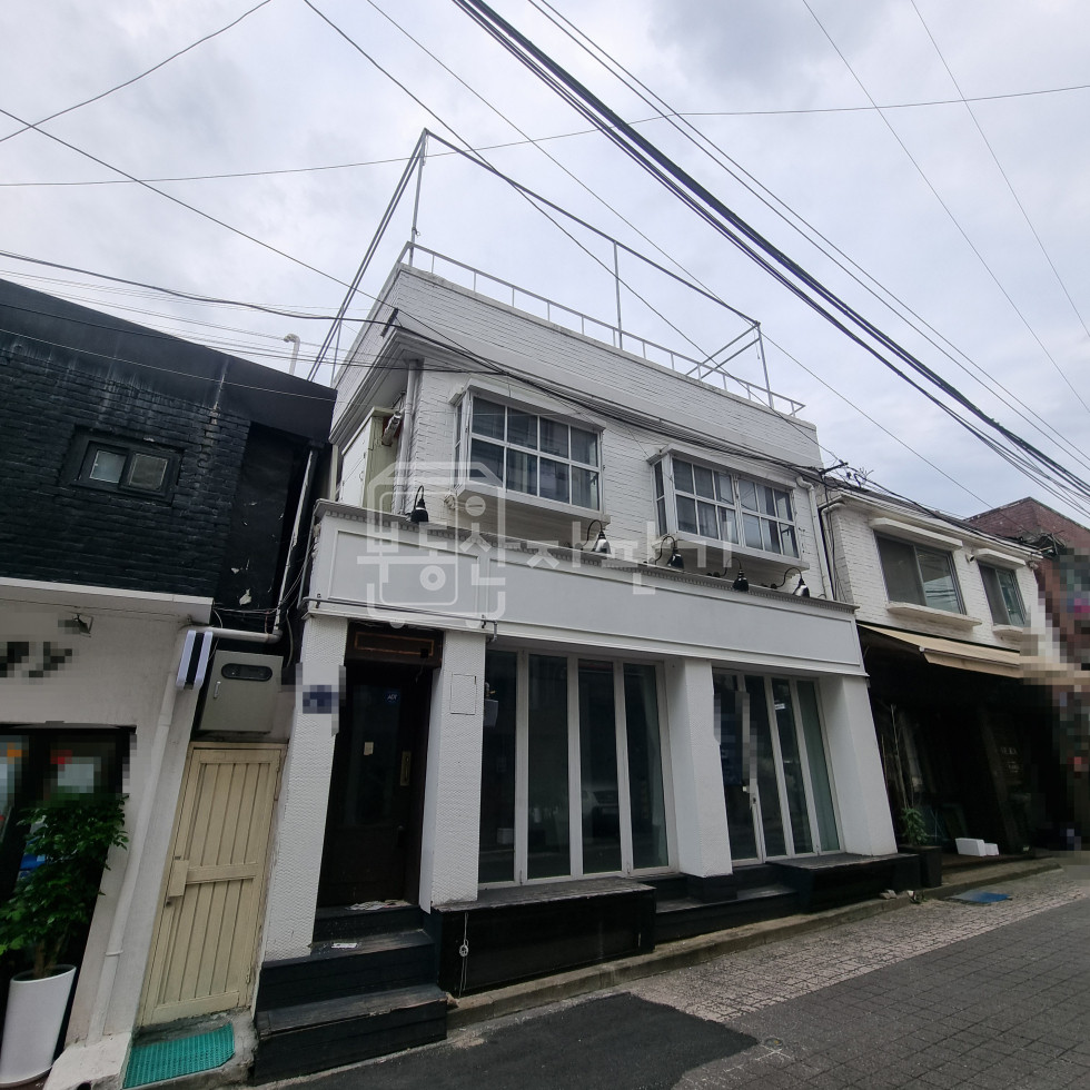 서울 용산구 이태원동 녹사평역 6분, 지상2층~지하1층 통임대 월세 매물번호 27936 사진 2