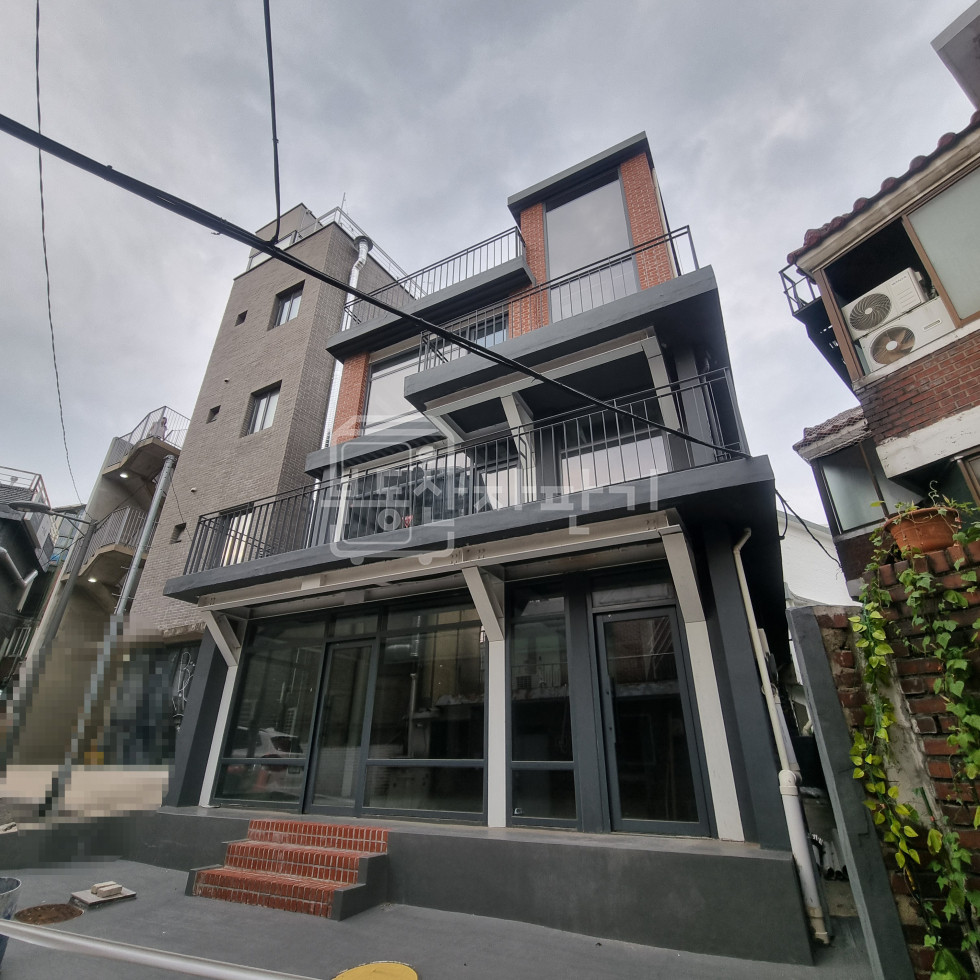 서울 용산구 이태원동 이태원역 도보 5분, 역세권 지상 3층~지상 1층 건물 통임대 월세 매물번호 27938 사진 3