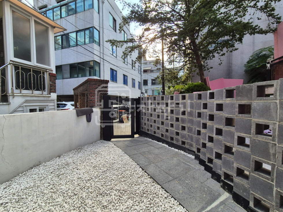 서울 강남구 역삼동 역삼역 도보 4분, 역세권, 지상2층 건물 준통임대 월세 매물번호 27918 사진 3