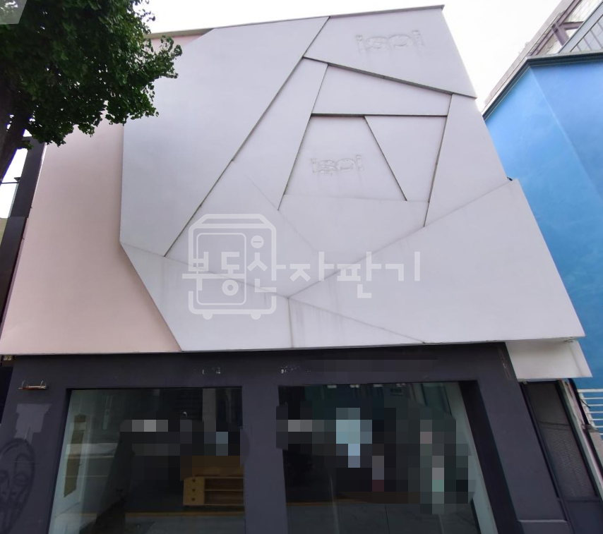 서울 강남구 신사동 가로수길 메인도로 중앙 지하1층~3층 건물전체 월세 매물번호 21649 사진 1