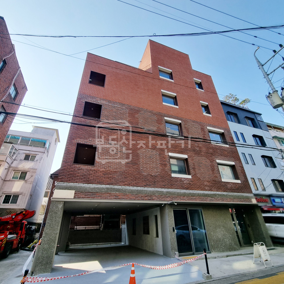 서울 강남구 도곡동 매봉역 7분, 지상5층~지하1층 리모델링건물 통임대 월세 매물번호 25656 사진 1