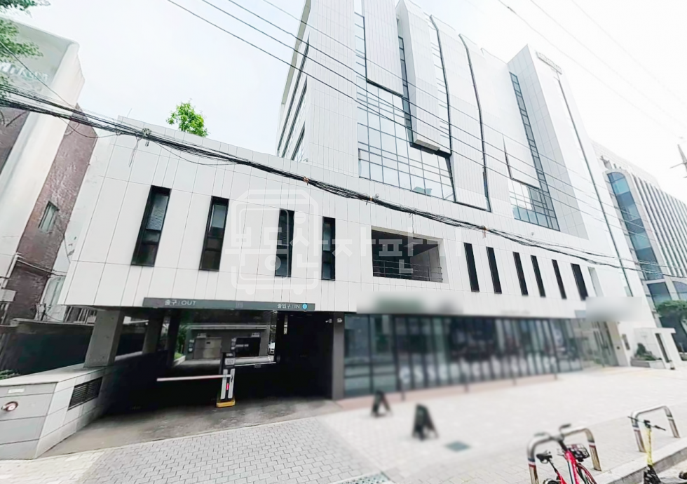 서울 강남구 신사동 압구정역 10분, 지상7층~지하2층 단독건물 통임대 월세 매물번호 28281 사진 1