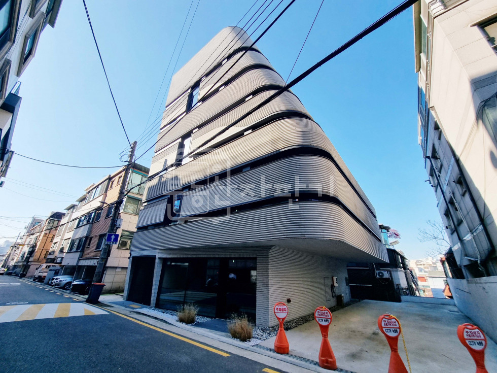서울 강남구 논현동 학동역8분, 지상4층~지하1층 신축건물 통임대 월세 매물번호 22633 사진 2