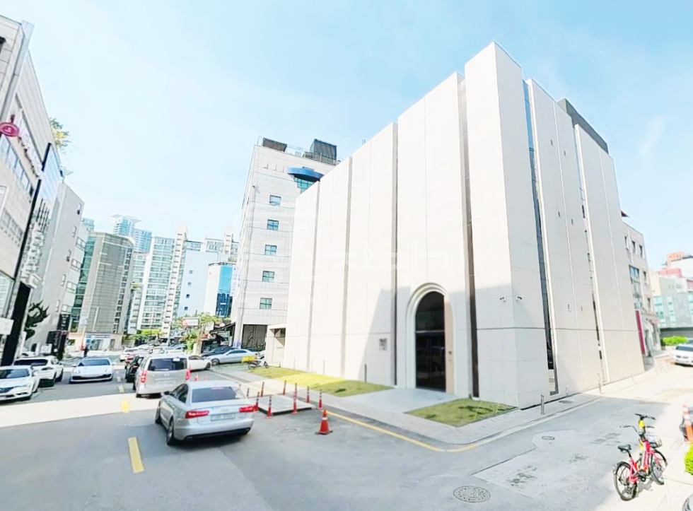 서울 강남구 삼성동 봉은사역 2분, 지상4층~1층 단독건물 통임대 월세 매물번호 28334 사진 1