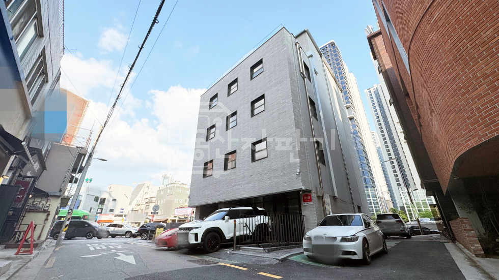 서울 성동구 성수동2가 영동대교북단교차로 인근, 대로변, 지상5층~지하1층 리모델링건물 통임대 월세 매물번호 28348 사진 2