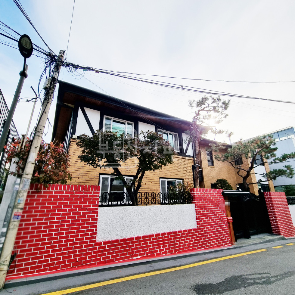 서울 강남구 역삼동 강남역 7분, 지상2층~지하1층 단독건물 통임대 월세 매물번호 19914 사진 1