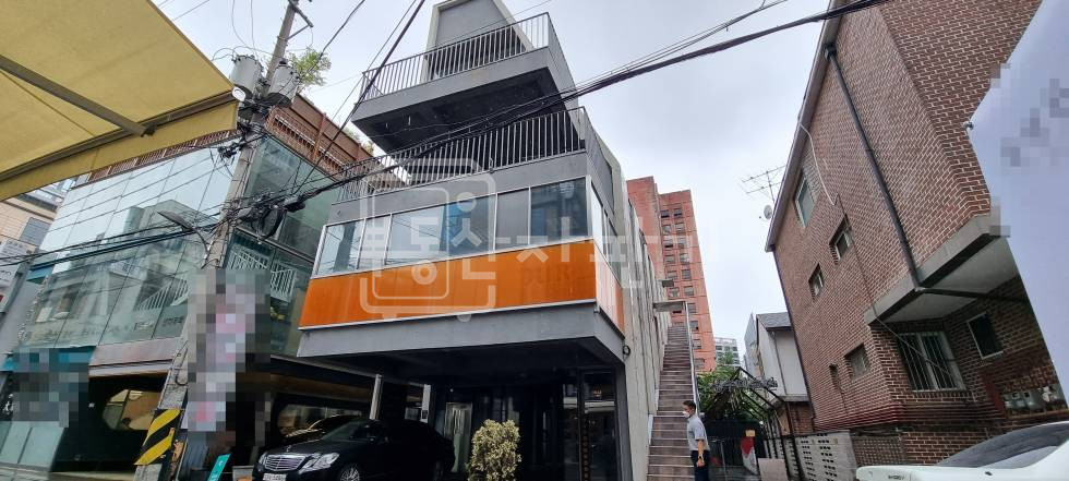 서울 강남구 역삼동 신논현역 2분, 지상4층건물 준통임대(지하1층제외) 월세 매물번호 16558 사진 1