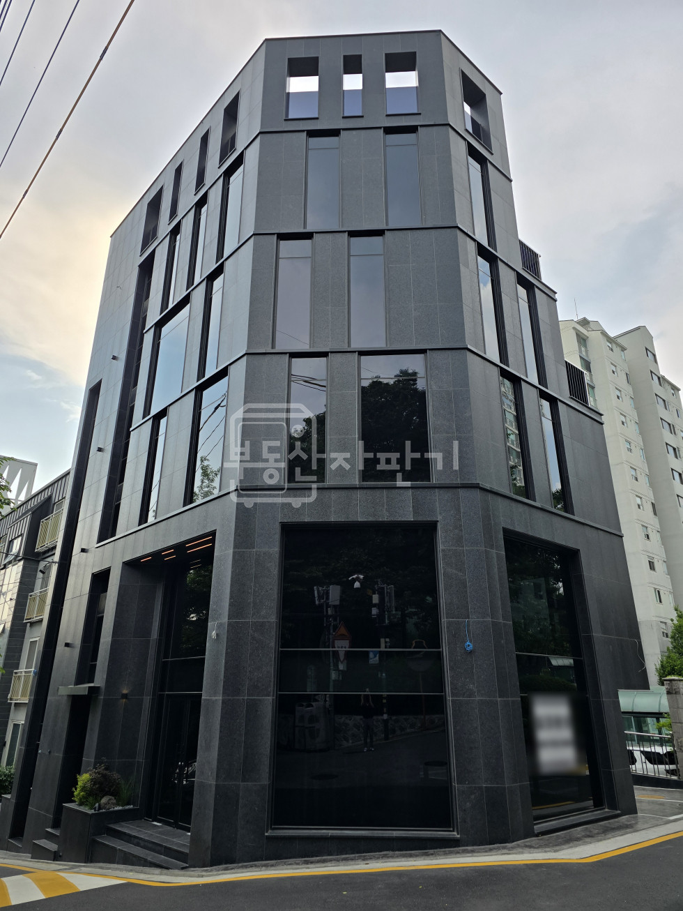서울 강남구 청담동 청담역 6분, 지상5층~지하1층 신축건물 통임대 월세 매물번호 27616 사진 1