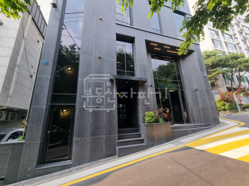 서울 강남구 청담동 청담역 6분, 지상5층~지하1층 신축건물 통임대 월세 매물번호 27616 사진 2