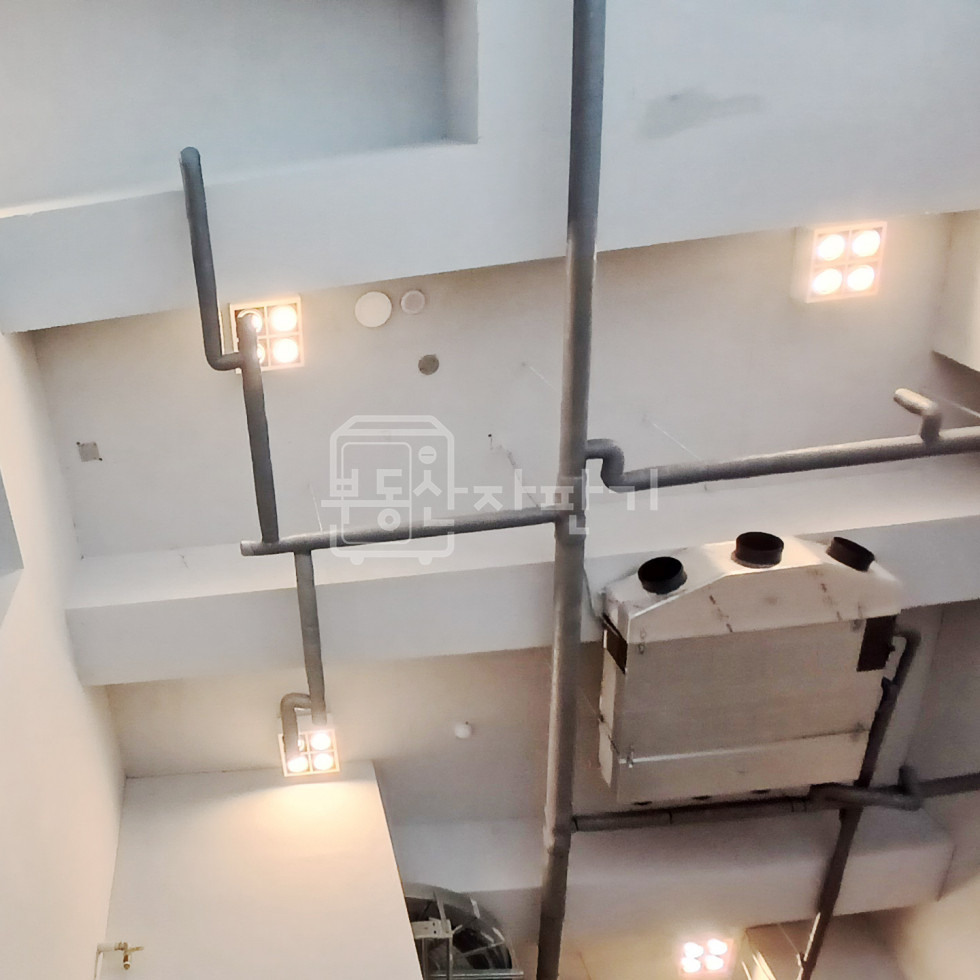 서울 강남구 역삼동 역삼역 2분, 대로변, 지상15층건물 준통임대(지하1층~지상5층임대) 월세 매물번호 28294 사진 16