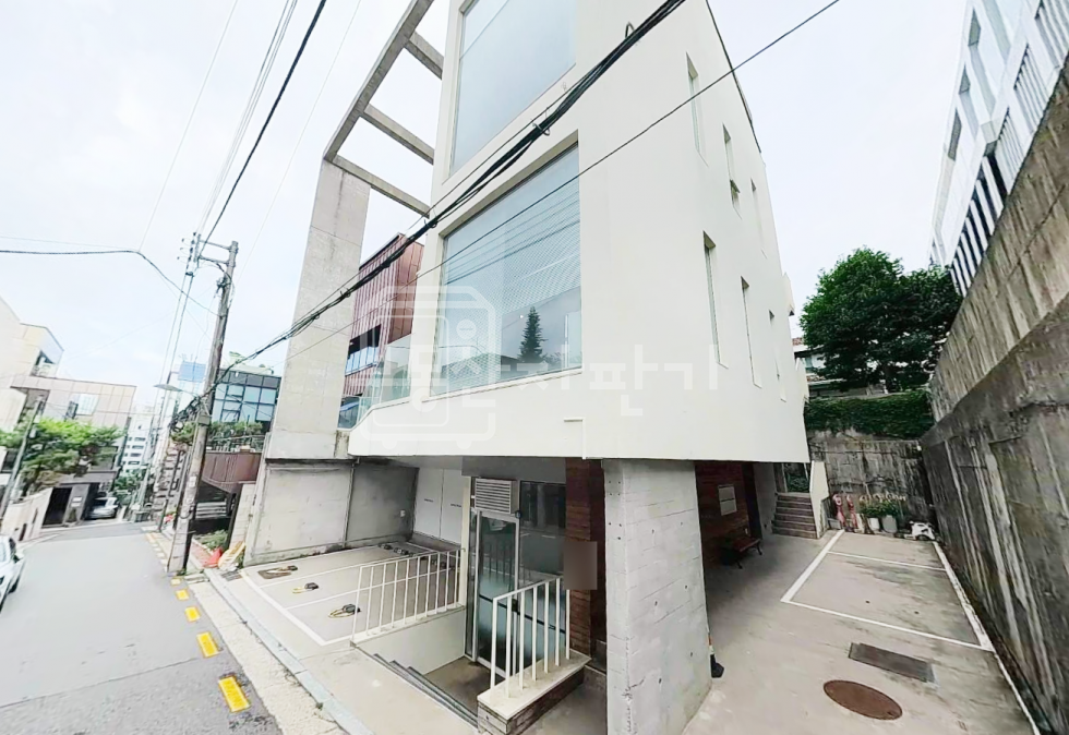 서울 강남구 역삼동 강남역 6분, 지상2층~지하1층 단독건물 통임대 월세 매물번호 28376 사진 1