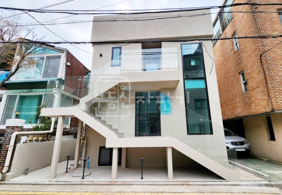 서울 강남구 개포동 포이사거리인근,지상2층~지하1층 리모델링건물 통임대. 월세 매물번호 27239 사진 1