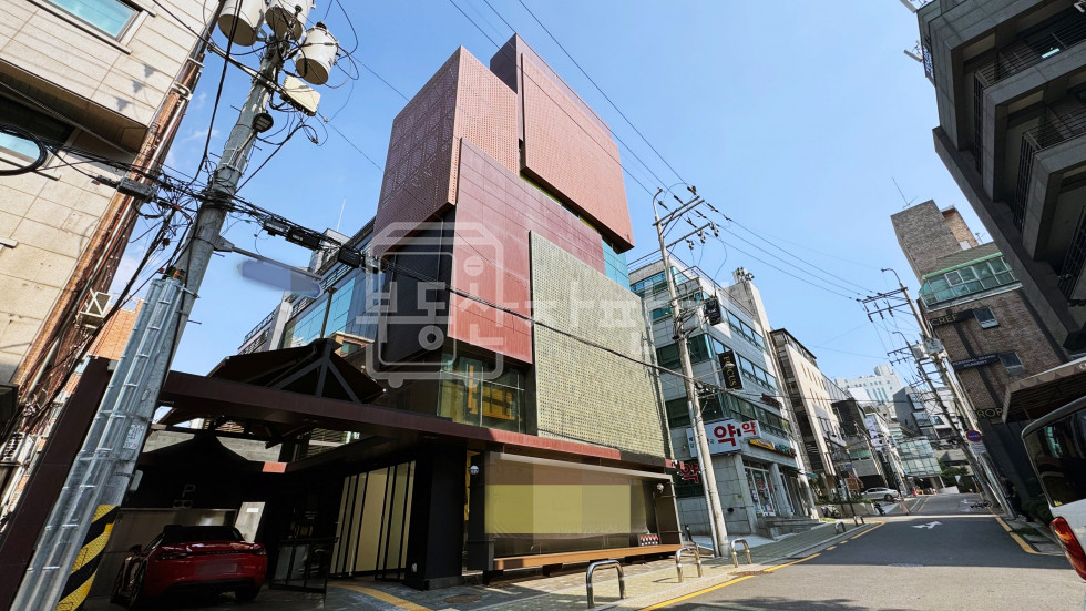 서울 강남구 신사동 압구정역 6분, 지상6층~지하2층 단독건물 통임대 월세 매물번호 28241 사진 1