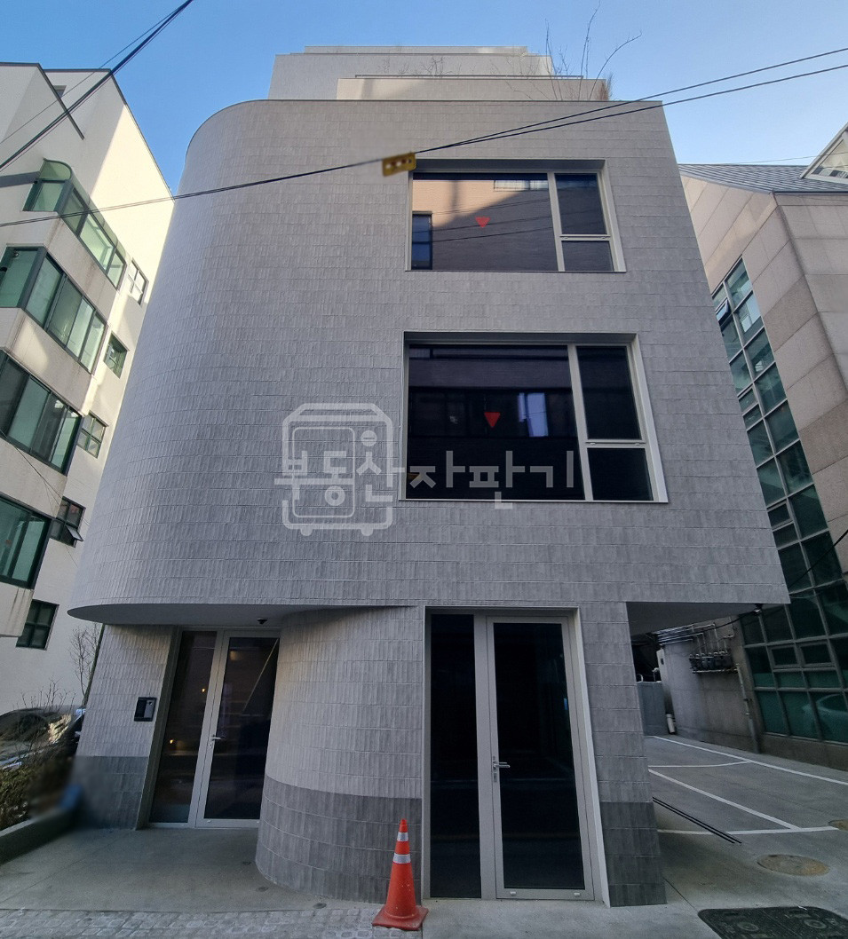서울 강남구 신사동 압구정로데오역 9분, 지상7층~지하1층 신축건물 통임대 월세 매물번호 28081 사진 2