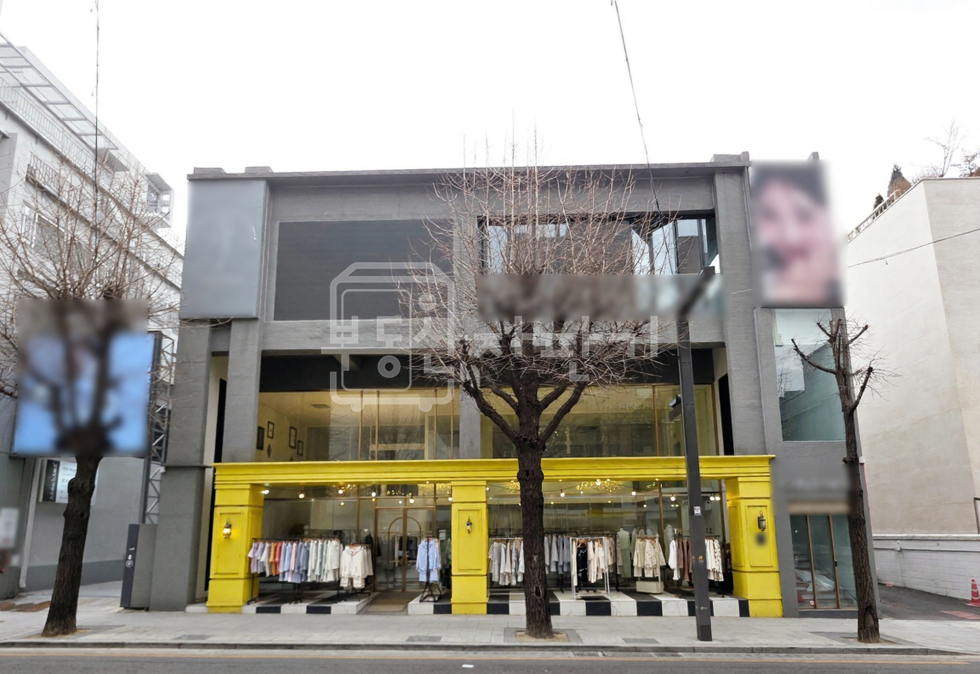 서울 강남구 신사동 신사동가로수길 메인, 지상3층~1층 단독건물 통임대 월세 매물번호 14155 사진 1