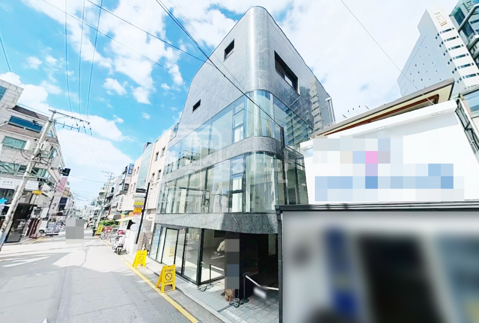 서울 강남구 신사동 신사역 4분, 지상4층건물 준통임대(4층제외) 월세 매물번호 26053 사진 1