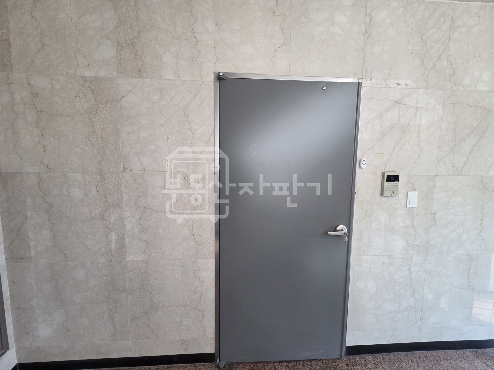 서울 강남구 논현동 강남구청역 9분, 지상5층건물 준통임대(지하1,1층제외) 월세 매물번호 28147 사진 10