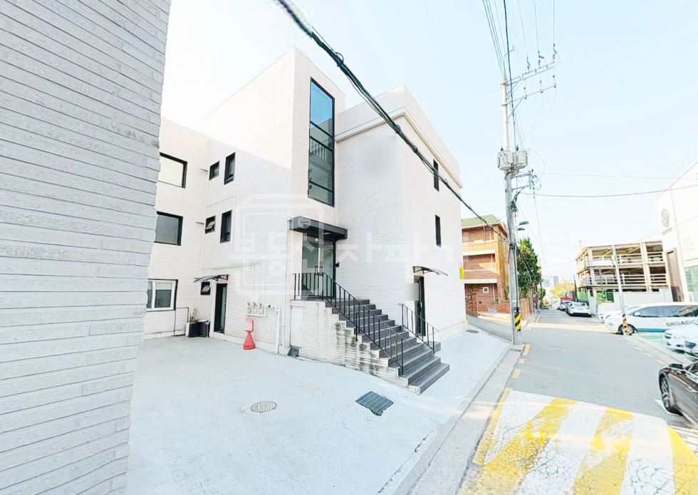 서울 강남구 역삼동 언주역6분, 지상2층~지하1층 리모델링건물 통임대 월세 매물번호 24047 사진 1