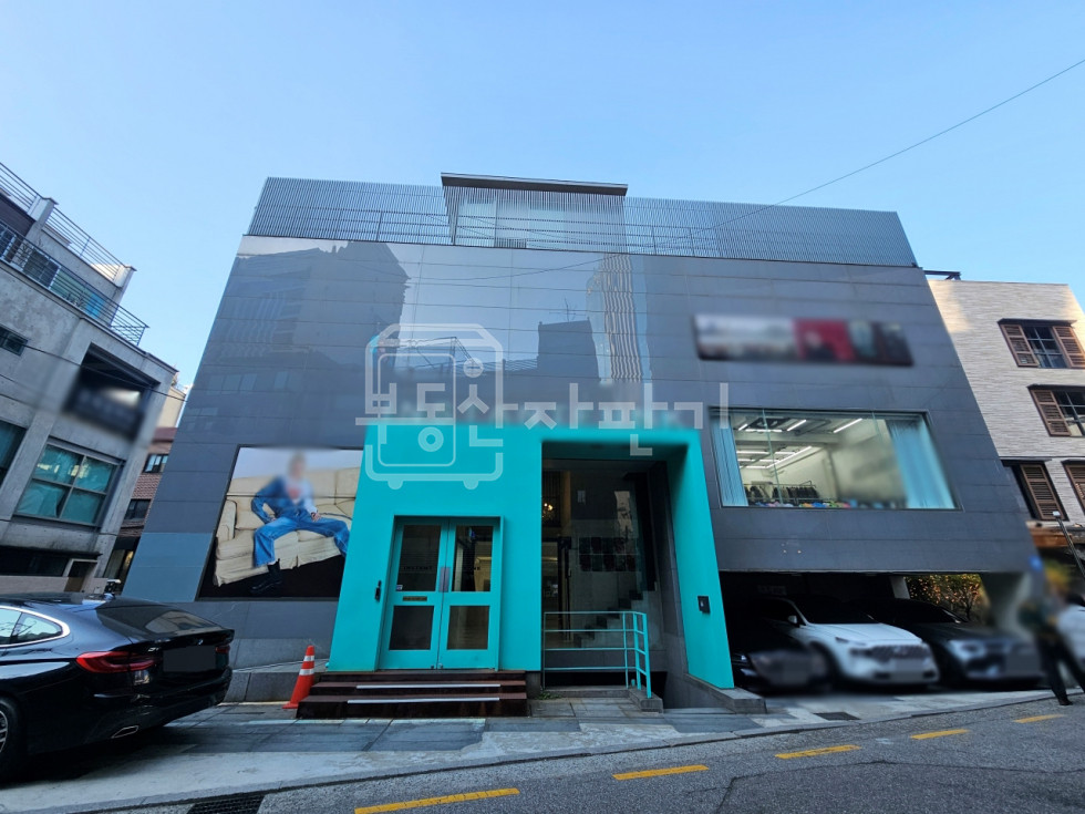서울 강남구 신사동 압구정로데오역 6분, 지상3층~지하1층 단독건물 통임대 월세 매물번호 28211 사진 1