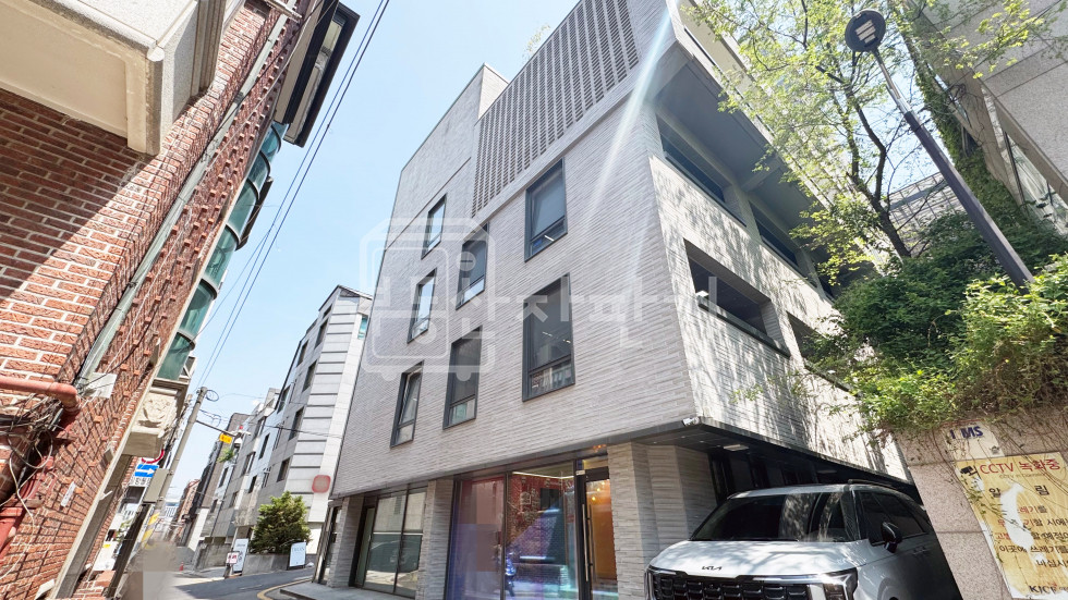 서울 강남구 논현동 강남구청역 3분, 지상5층건물 준통임대(지하1층~지상3층임대) 월세 매물번호 28305 사진 2