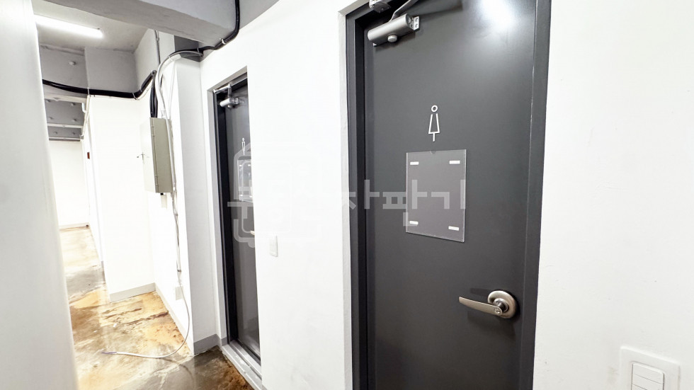 서울 강남구 논현동 강남구청역 3분, 지상5층건물 준통임대(지하1층~지상3층임대) 월세 매물번호 28305 사진 15