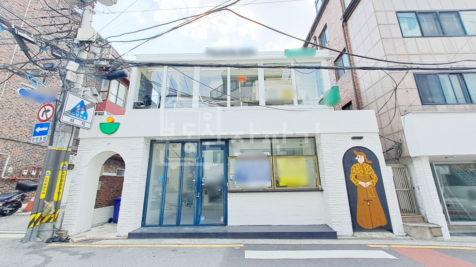 서울 강남구 신사동 신사역10분, 지상2층건물 준통임대(2층제외) 월세 매물번호 27872 사진 1