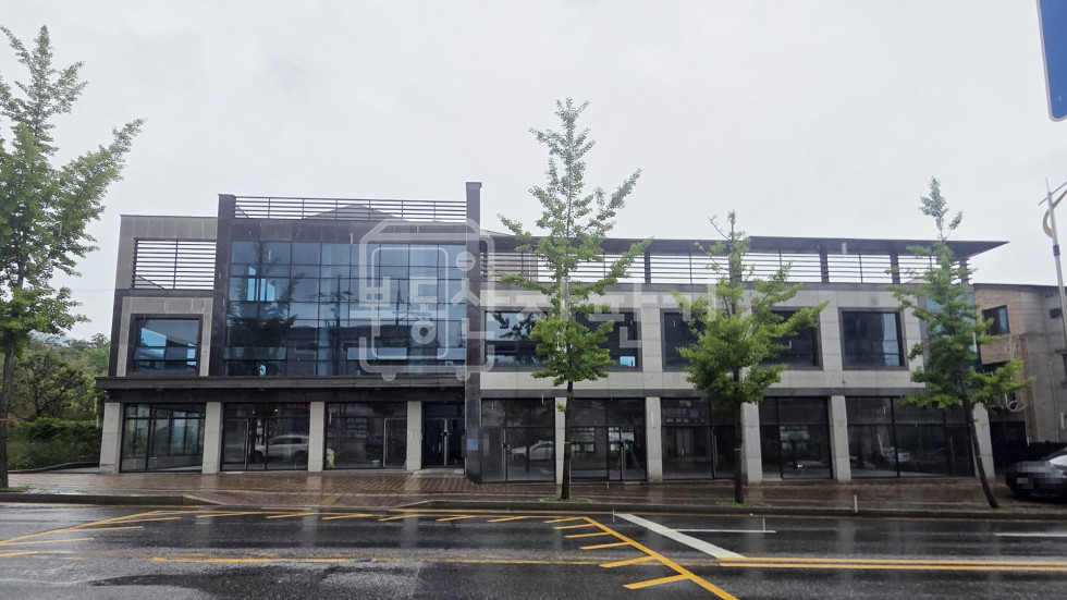 경기 하남시 풍산동 하남풍산역 도보 10분 대로변, 지상 3층~지상 1층 건물전체 통임대 월세 매물번호 28364 사진 1